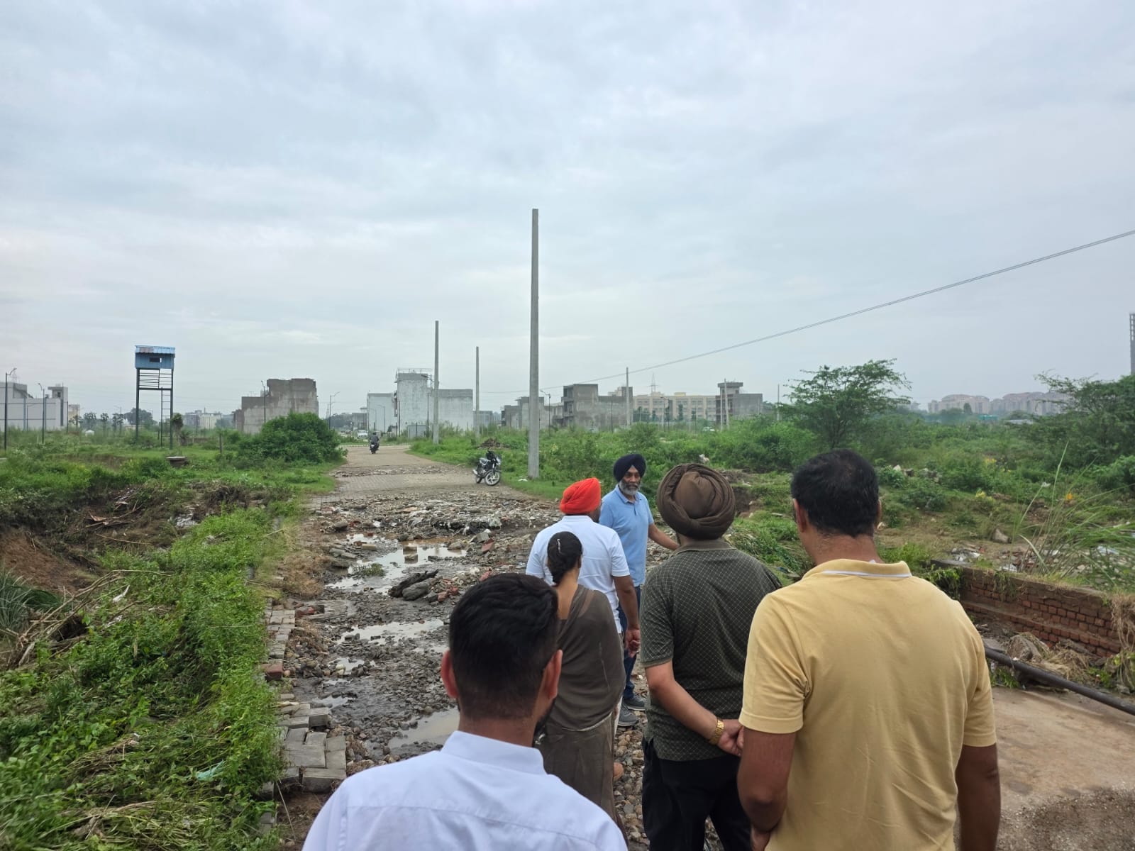 ADC Anmol Dhaliwal Conducts Surprise Visit to Flood-Prone Areas of Derabassi and preparedness of Municipal Council
